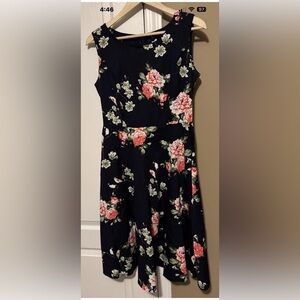 Sucrefas,   Elegant Floral Navy Midi Dress Glamorous